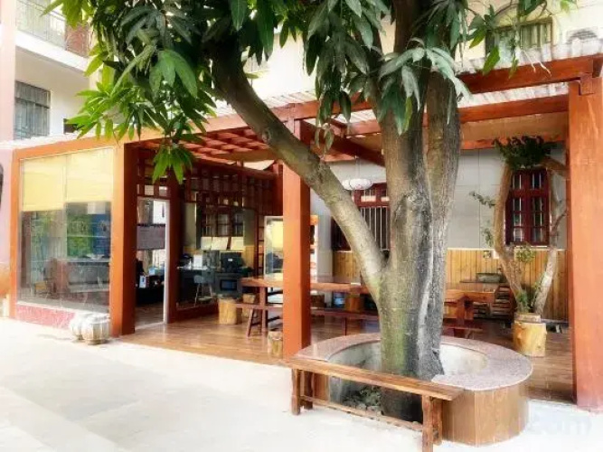 Shadian Ping'an Inn