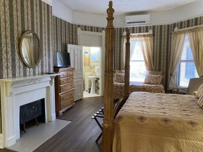 Standard Family room