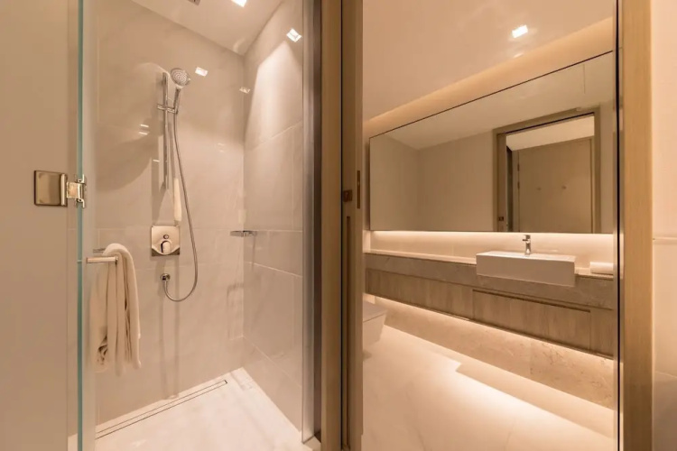 Comfortable 2BR Address Harbour Point