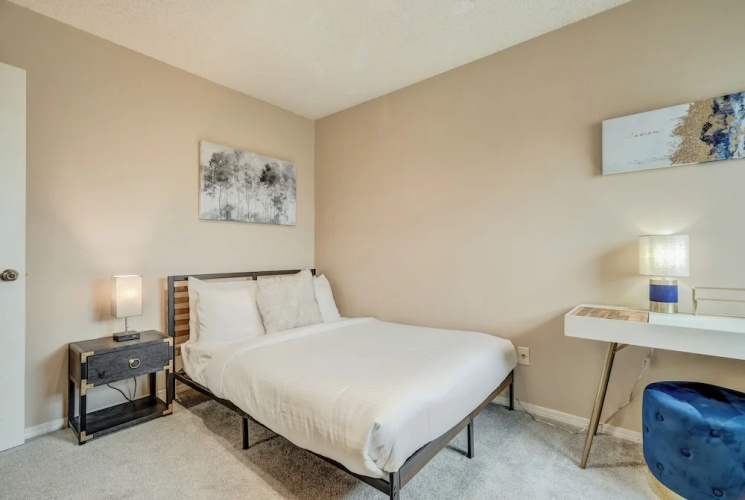 Mid-ViewHouse Inn
