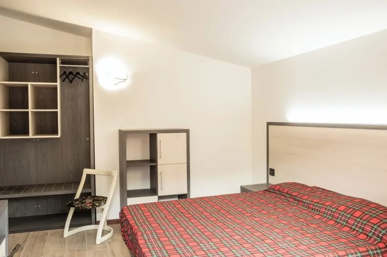 1 Bedroom Apartment with balcony