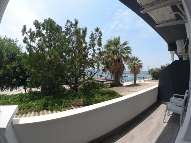 Standard Quadruple room with sea view