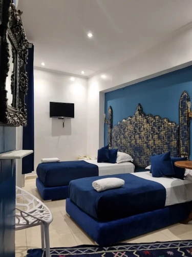 Standard Quadruple Family room