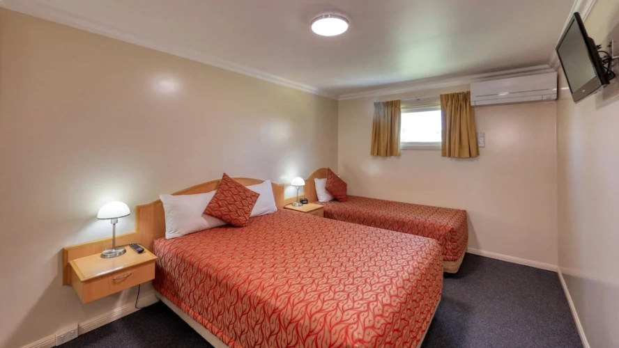 2 Bedrooms Executive Apartment