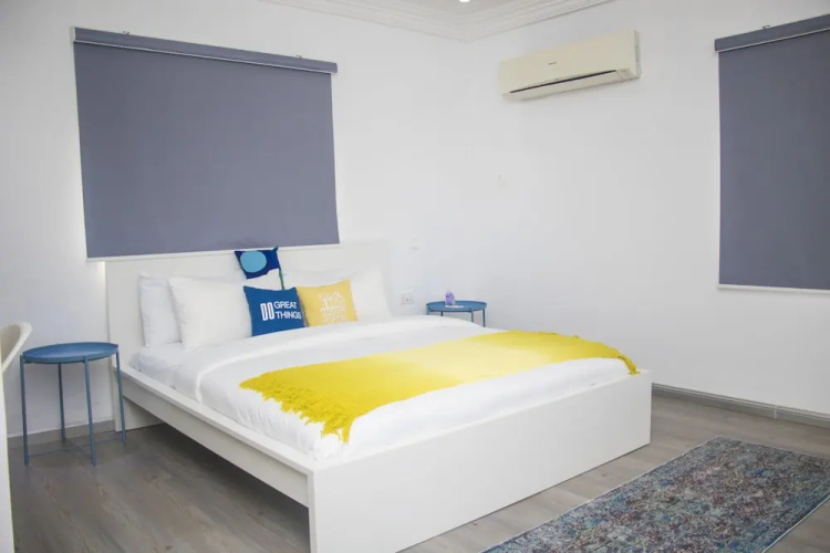Yellow Door Apartments