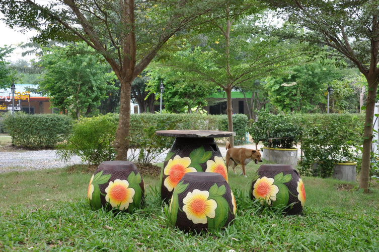 Feel Good Resort