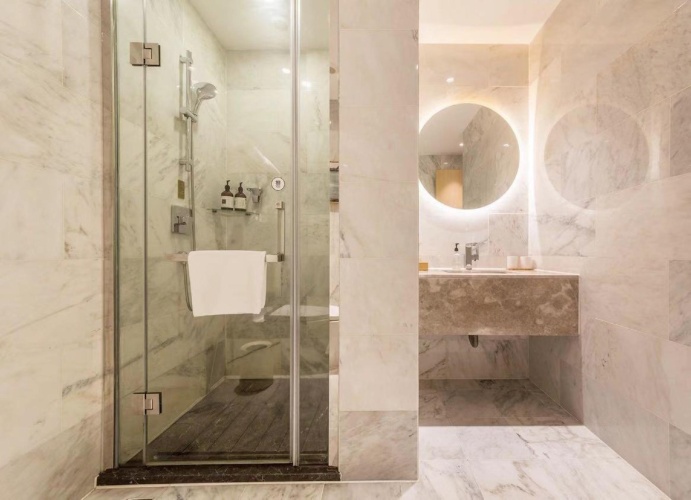 Superior Double room with street view