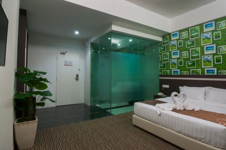 E-Red Hotel Melaka