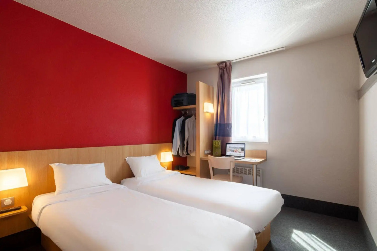 B&B HOTEL Maurepas