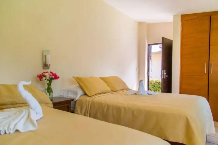 Coral Pacifico Hotel & Villas
