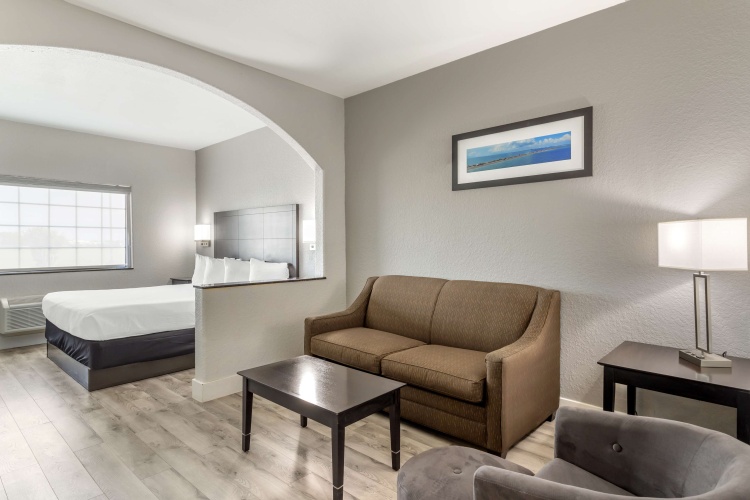 Accessible Double Suite