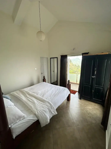 S ELLA Residency