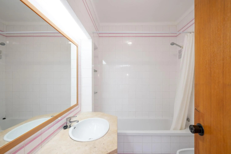 Sunholidays Apartment by Portugalferias
