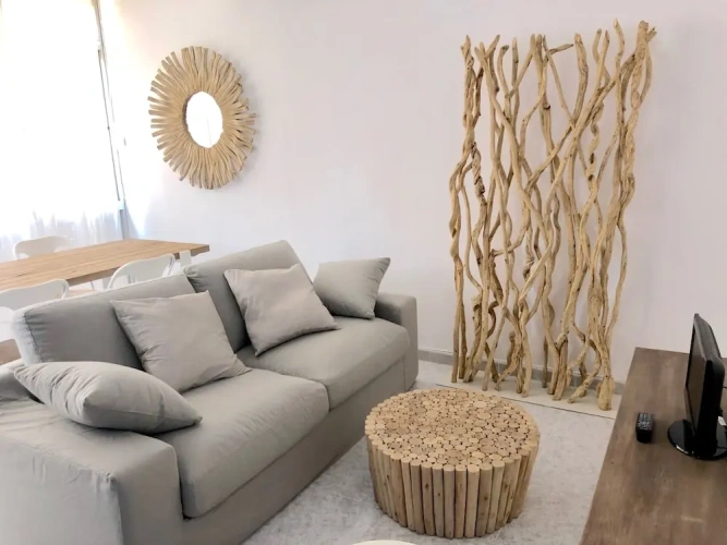 2 Bedrooms Apartment with balcony