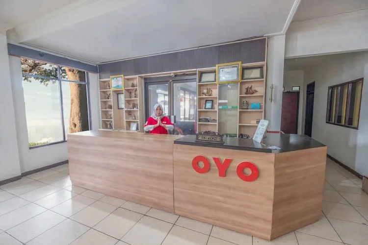Hotel Transit 2 by OYO