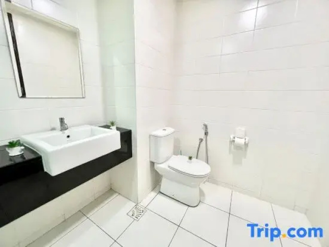 C 1-5 Pax Cozy home Studio 3Bed WIFI&TV Setia Alam