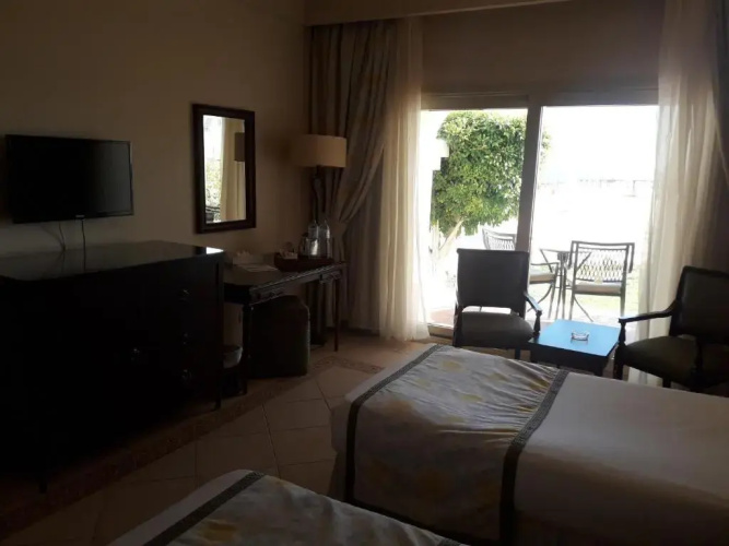 Continental Plaza Beach Resort (Ex. Inter Plaza Beach)