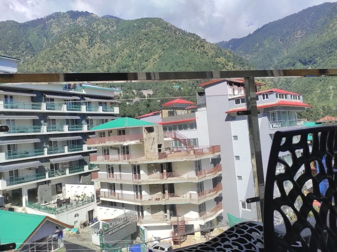 Deluxe Double room with balcony and with mountain view