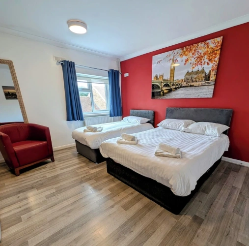 Standard Triple room