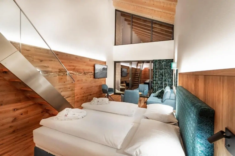 Deluxe Apartment