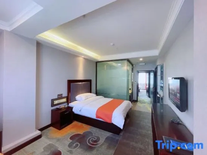 Deluxe Double Suite
