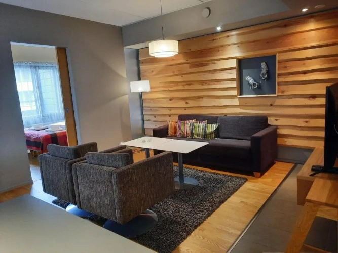2 Bedrooms Apartment