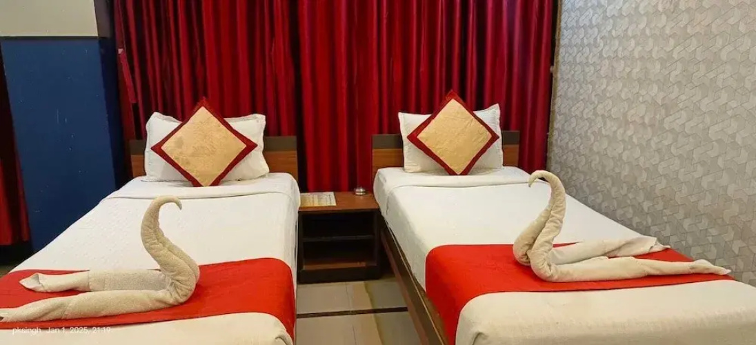 The Ritz By OYO Rooms