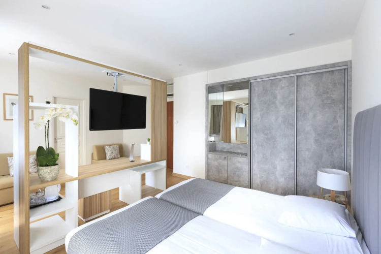 Hotel Suisse