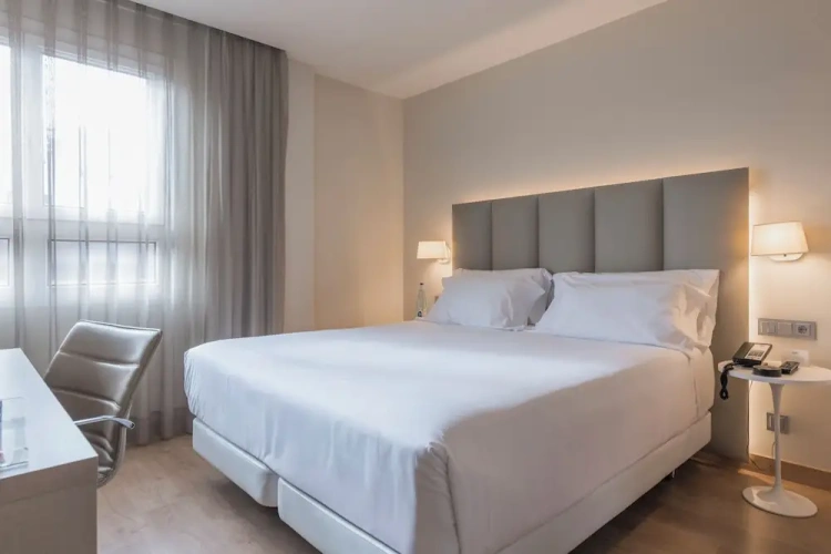 Superior Double room with city view
