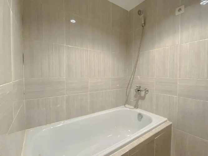 Cozy And Functional Studio Apartment At Vasanta Innopark