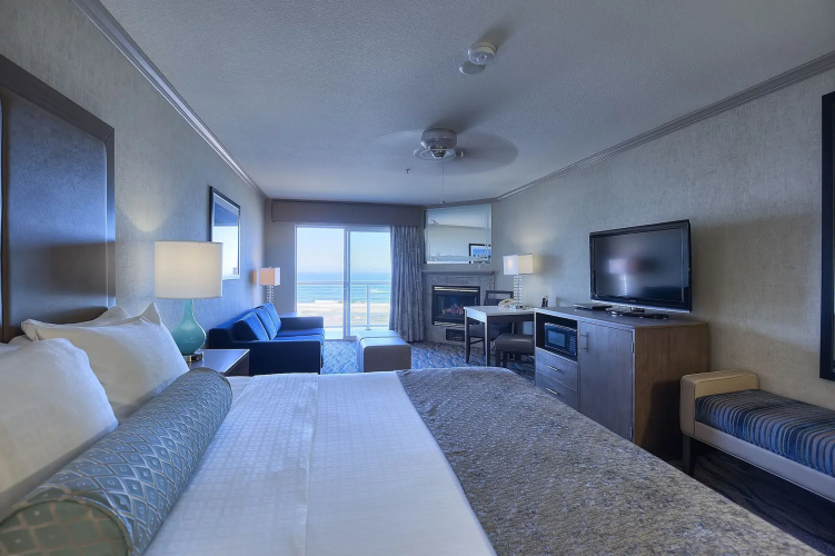 Elizabeth Oceanfront Suites, an Ascend Collection Hotel