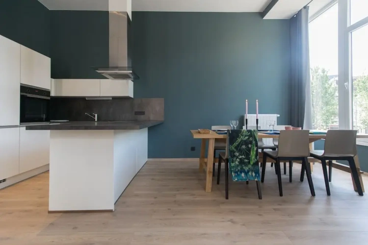 Business Quadruple Apartment