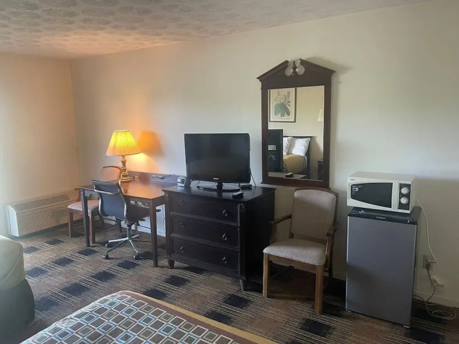 Knights Inn Dillard