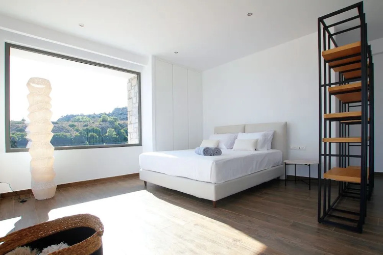 Alana Suites