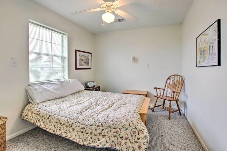3 Bedrooms Cottage