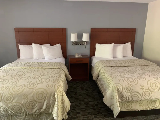 River's Edge Motel