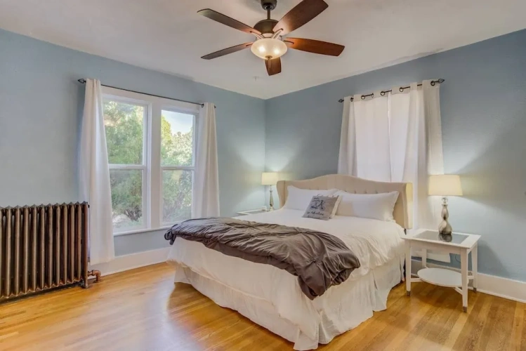 2 Bedrooms Cottage