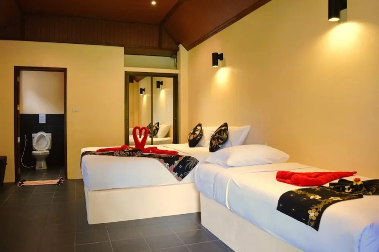 Bungalow with balcony