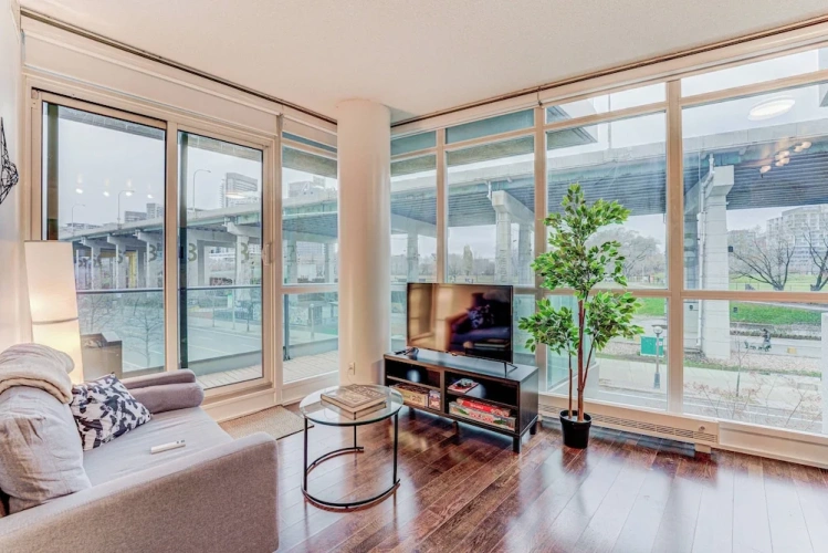 Club Apartment with city view