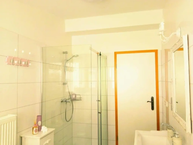 2 Bedrooms Double Apartment