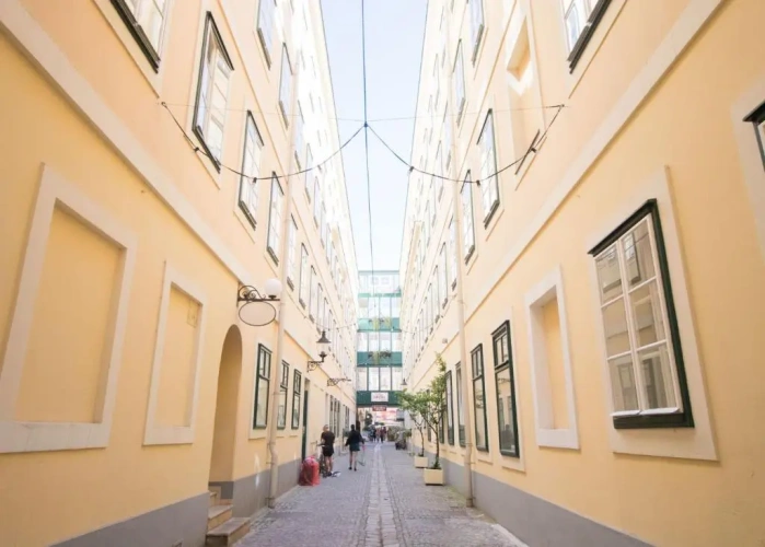 Superior Apartment