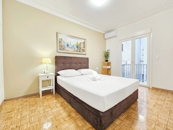 Deluxe Apartment