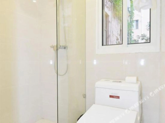 Minlong Holiday Hostel