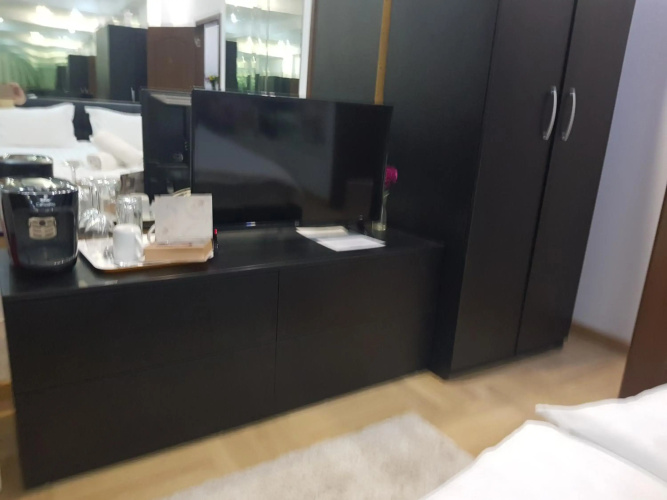 Mirrors Room Mega Mall National Arena