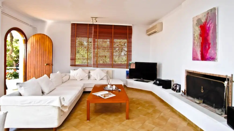 Stavento Apartments