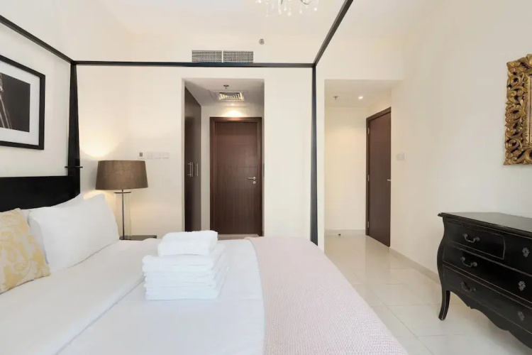 Lux BnB I Standpoint Tower I Opera View