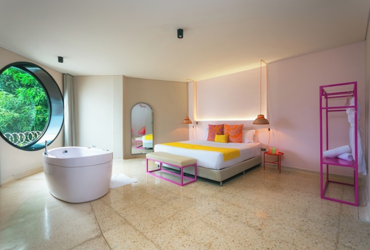 Deluxe Suite