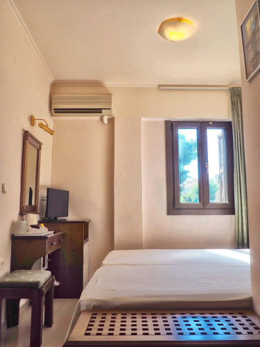 Domus Hotel