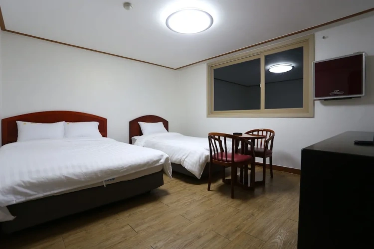 2 Bedrooms Deluxe Double room