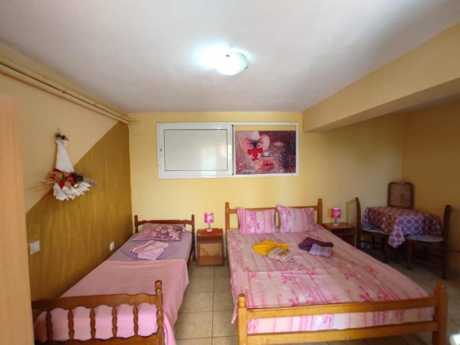 Studio with balcony and with sea view
